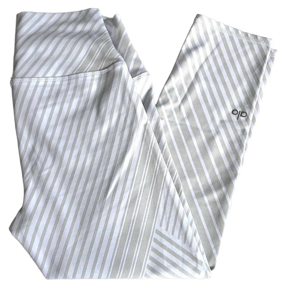 ALO Crop Leggings